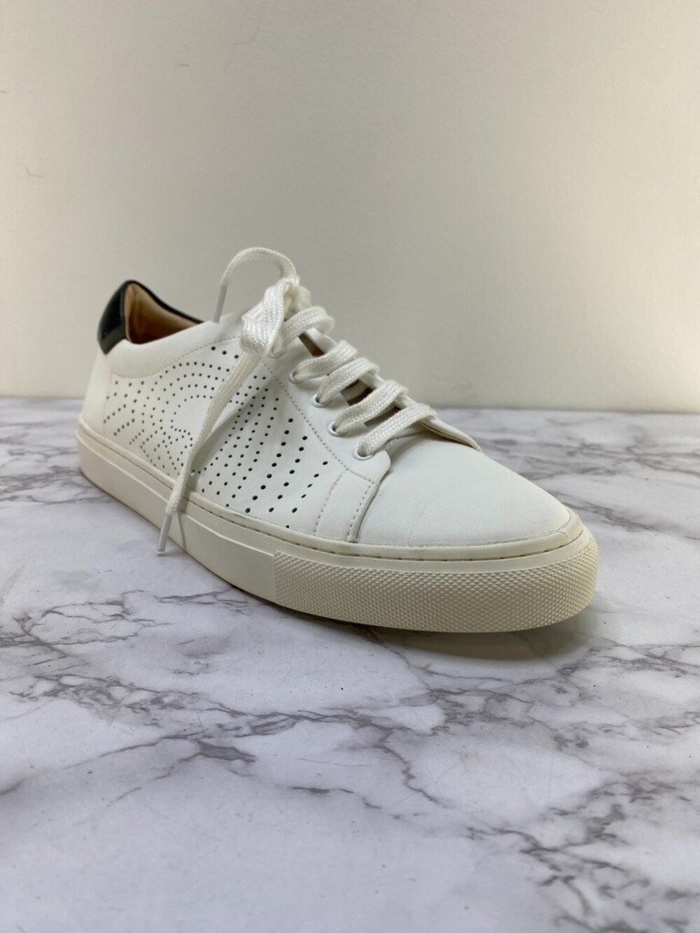 Kate Spade Ashly Women's White Heart Leather Sneaker SZ 9M